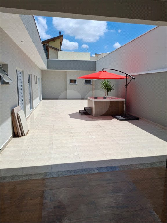 Casa à venda com 3 quartos, sendo 1 suíte, no condomínio Costa das Areias, Salto - SP