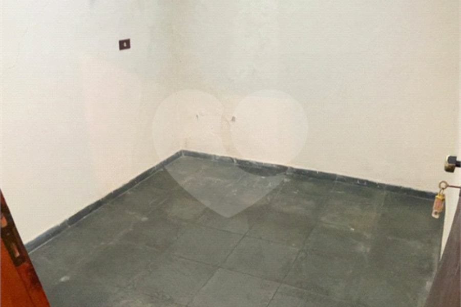 Sobrado à venda com 3 quartos, sendo 1 suíte, em Vila Mazzei, São Paulo, SP