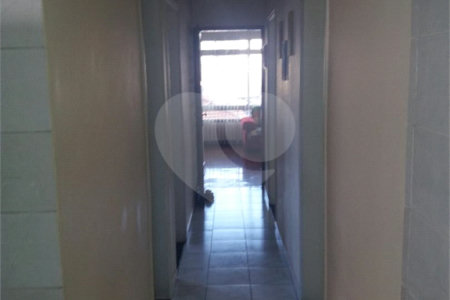 Sobrado à venda com 3 quartos em Vila Barreto, São Paulo, SP