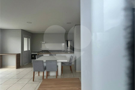 Apartamento à venda com 2 quartos, sendo 1 suíte, em Cidade dos Bandeirantes, São Paulo, SP