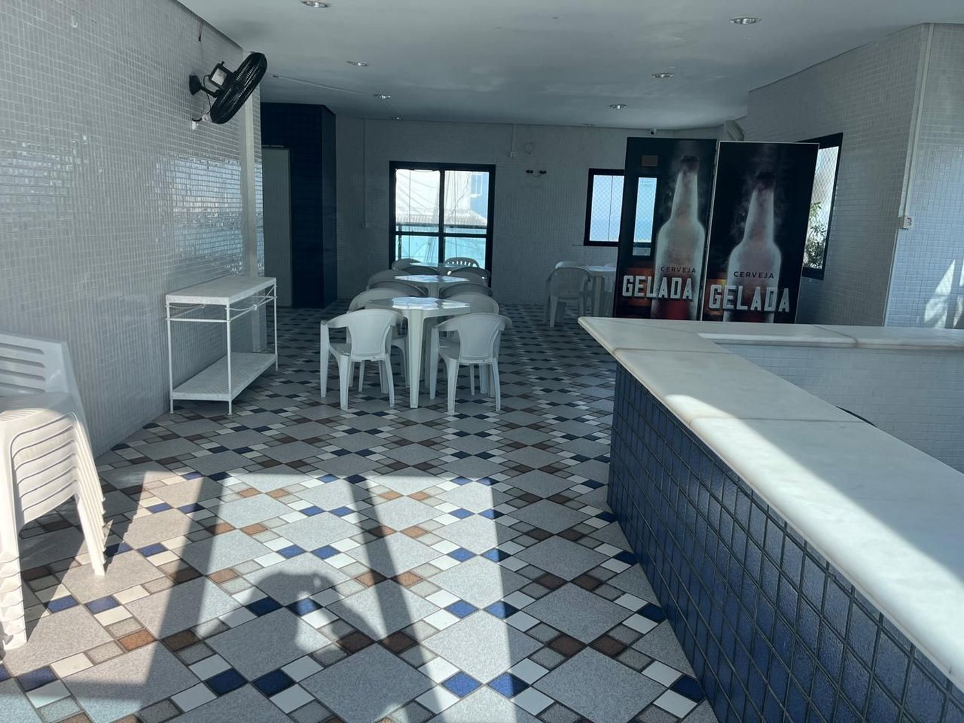 Oportunidade em Pitangueiras! Apartamento de 2 Dormitórios a Poucos Passos da Praia