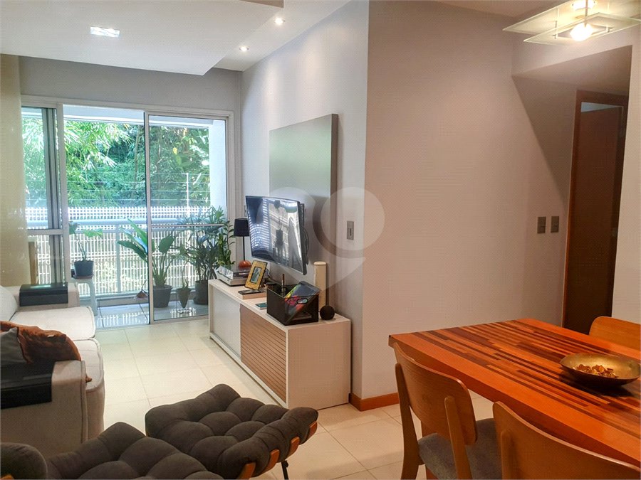 Apartamento à venda com 3 quartos, sendo 1 suíte, em Humaitá, Rio de Janeiro, RJ