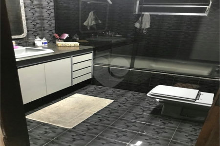 Casa à venda com 6 quartos em Jardim Santa Clara, Guarulhos, SP