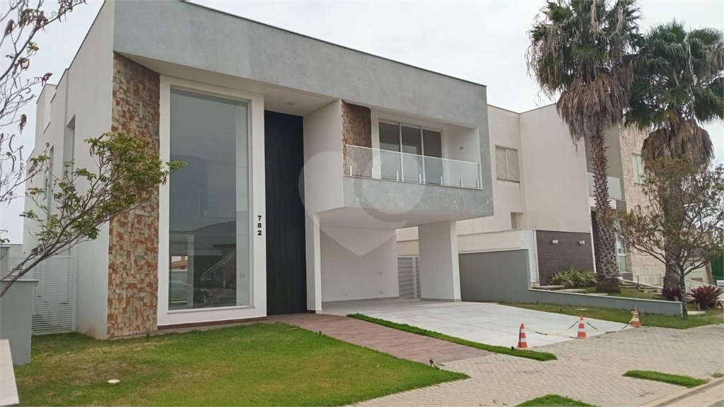 Casa à venda com 5 suítes no condomínio Alphaville Nova Esplanada 1, Votorantim - SP
