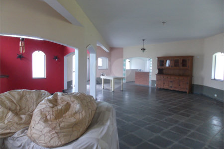 Casa à venda com 3 quartos, sendo 1 suíte, em Alpes D'ouro, Bom Jesus dos Perdões, SP
