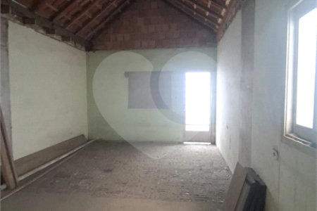 Casa Térrea à venda com 2 quartos em Tucuruvi, São Paulo, SP