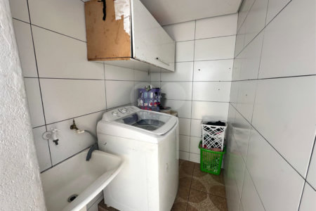 Casa à venda com 3 quartos, sendo 1 suíte, em Nova Cerejeira, Atibaia, SP