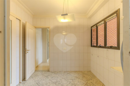 Apartamento à venda com 4 suítes em Moema, São Paulo, SP