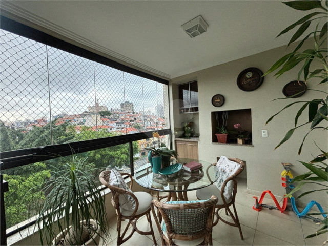 Apartamento à venda com 3 suítes em Santana, São Paulo, SP