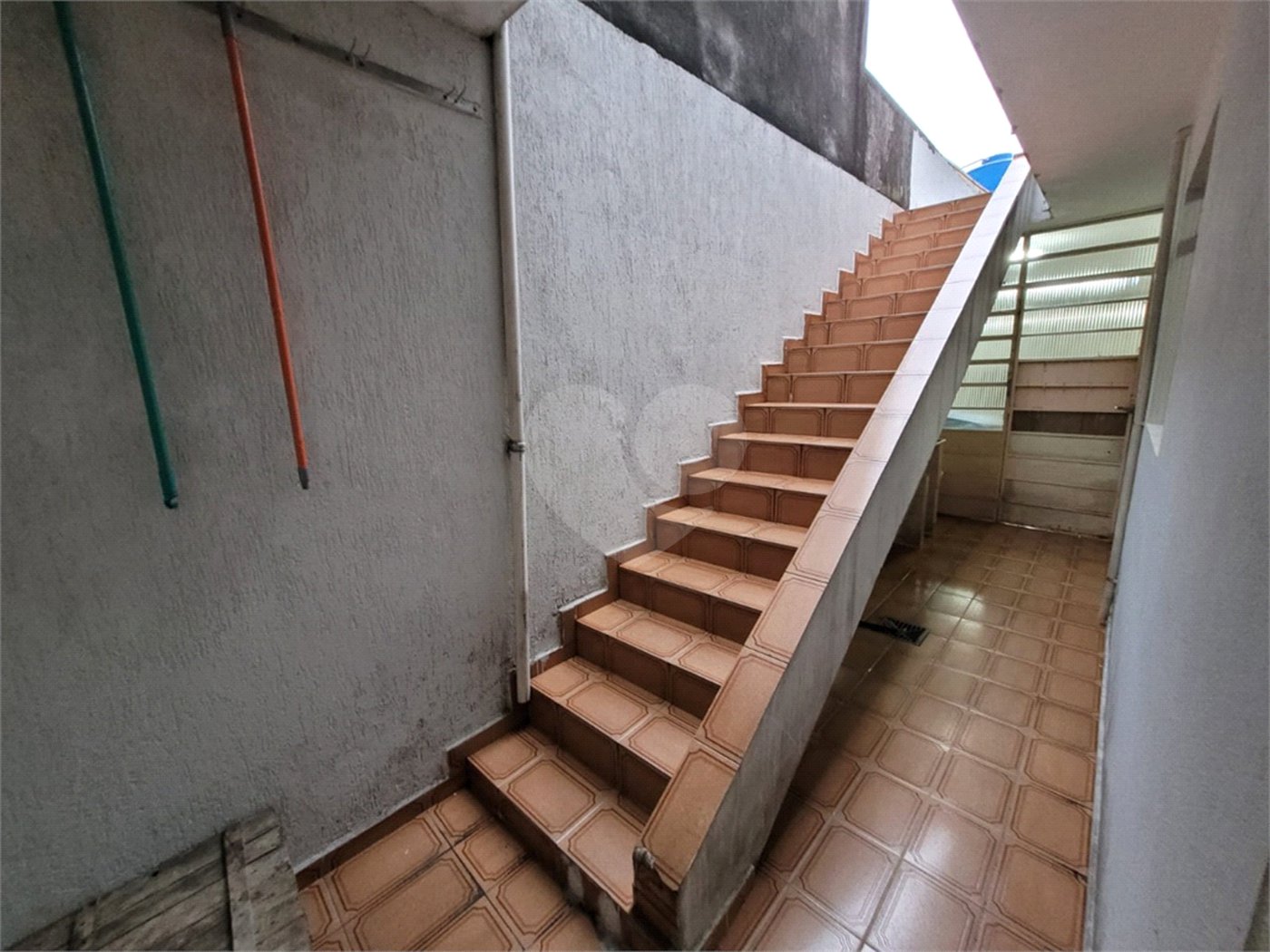Sobrado à venda com 4 quartos em Vila Jurema, Ferraz de Vasconcelos, SP
