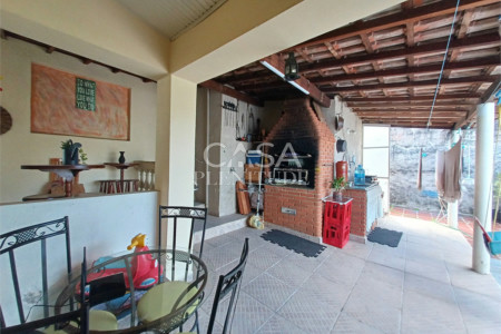 Casa à venda com 4 quartos em Vila Trujillo, Sorocaba, SP