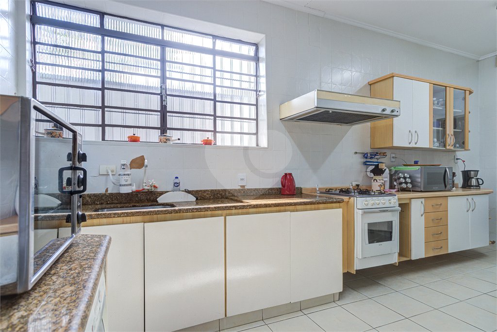 Casa à venda com 3 quartos, sendo 1 suíte, em Alto da Boa Vista, São Paulo, SP