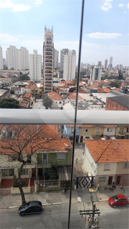 Apartamento na Mooca com 77m2 com 3 dormitórios sendo 1 suíte, 3 banheiros, 2 vagas de garagem