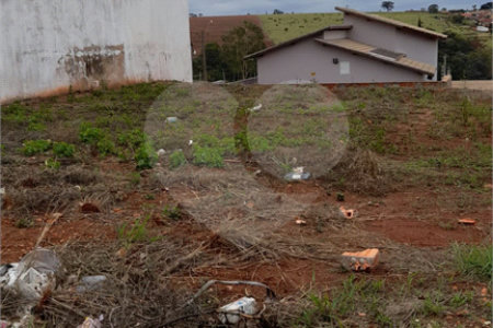 Terreno à venda no Centro, São Manuel, SP