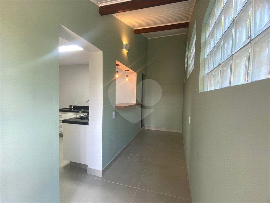 Casa à venda ou para alugar com 5 quartos, sendo 2 suítes, no condomínio Fazenda São Joaquim, Vinhedo - SP