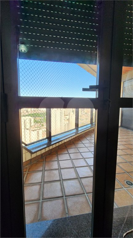 Apartamento à venda com 4 suítes em Bosque da Saúde, São Paulo, SP