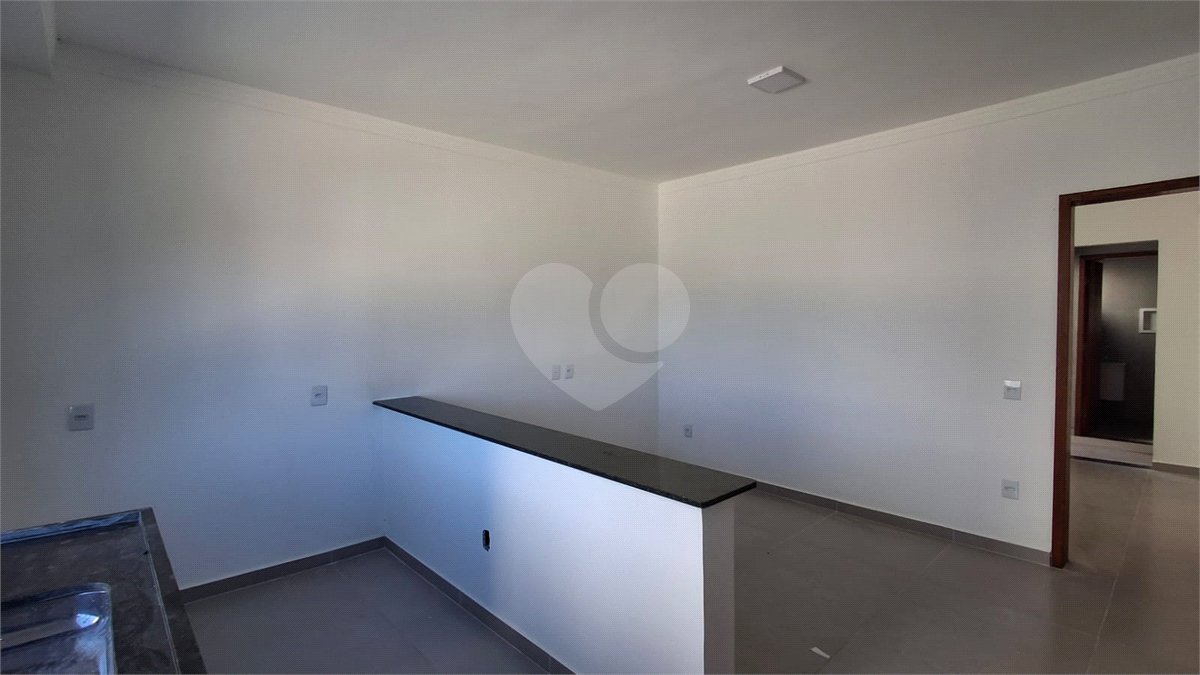 Casa de Vila à venda com 1 suíte em Jardim Prestes de Barros, Sorocaba, SP