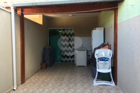 Casa à venda com 3 quartos em Parada XV de Novembro, São Paulo, SP