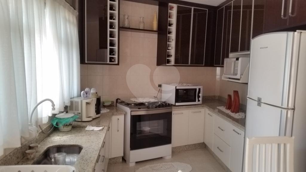 Sobrado à venda com 3 quartos, sendo 1 suíte, em Tremembé, São Paulo, SP
