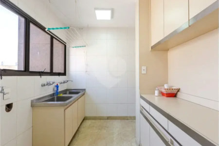 Apartamento à venda ou para alugar com 3 suítes em Real Parque, São Paulo, SP