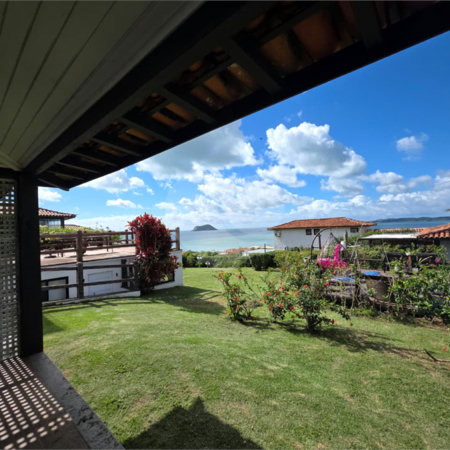 Casa em condomínio à venda com 2 quartos, sendo 1 suíte, em Praia Rasa, Armação dos Búzios, RJ
