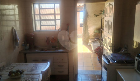 Sobrado à venda com 3 quartos, sendo 1 suíte, em Tremembé, São Paulo, SP