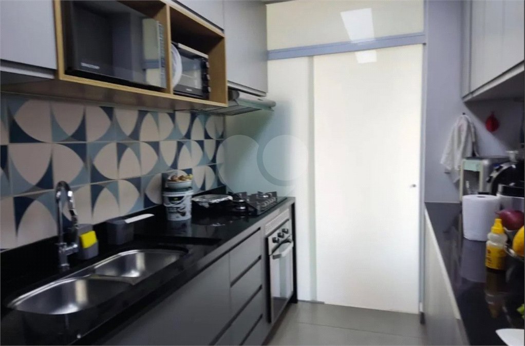 Apartamento à venda com 3 quartos, sendo 1 suíte,  em Santa Cecília, São Paulo, SP