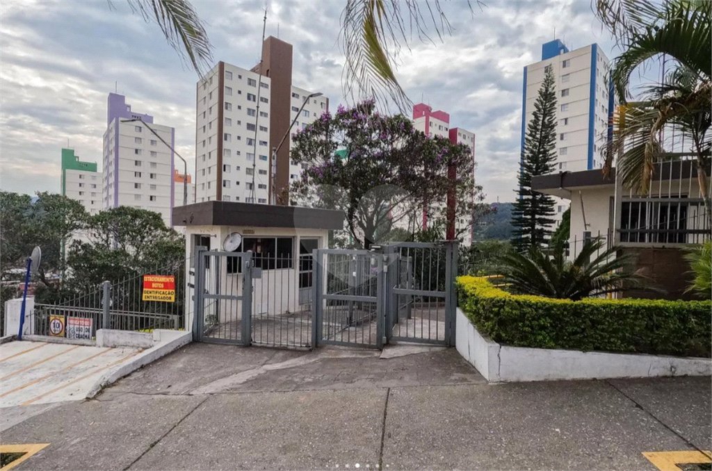 Apartamento à venda com 2 quartos em Horto, São Paulo, SP