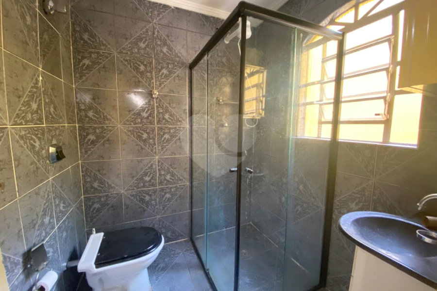 Sobrado à venda com 3 quartos, sendo 1 suíte, em Vila Guilherme, São Paulo, SP