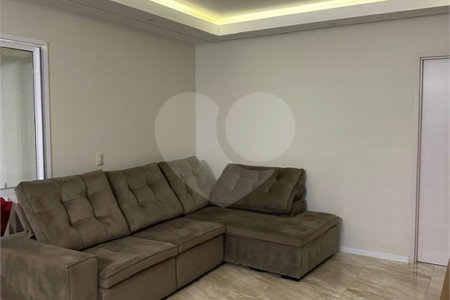 Apartamento à venda com 3 quartos, sendo 1 suíte,  em Vila Suissa, Mogi das Cruzes, SP