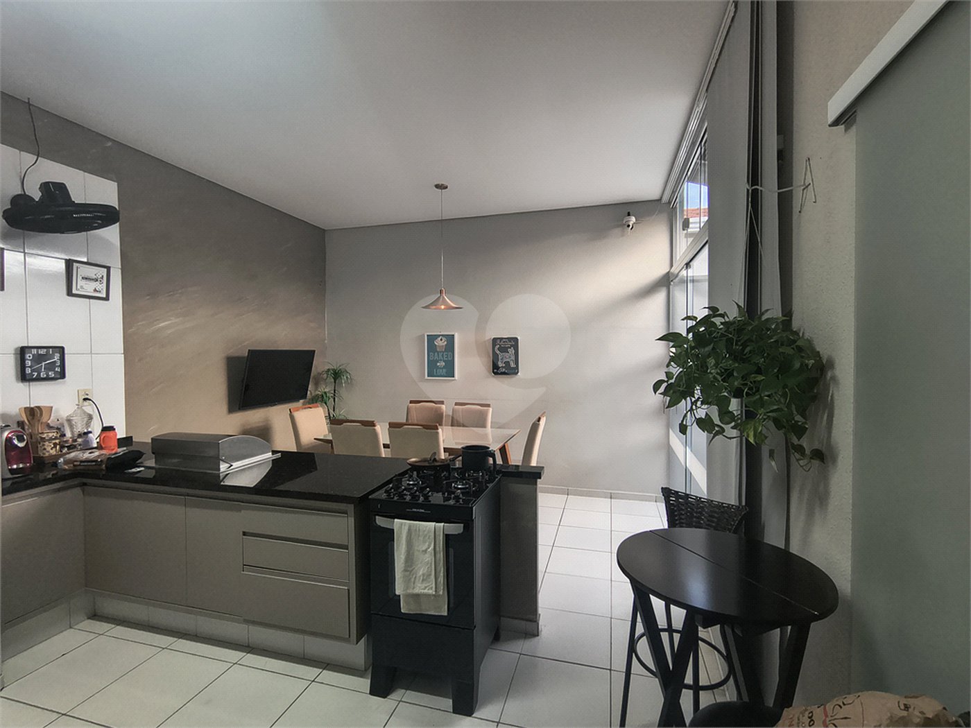 Casa à venda com 3 quartos, sendo 1 suíte, em Núcleo Residencial Professor Carlos Aldrovandi, Indaiatuba, SP
