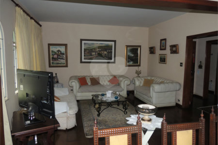 Casa Térrea à venda com 3 quartos, sendo 2 suítes,  em Vila Monumento, São Paulo, SP
