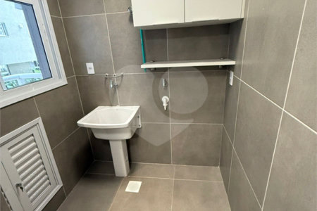 Apartamento à venda com 2 quartos, sendo 1 suíte,  em Campestre, Santo André, SP