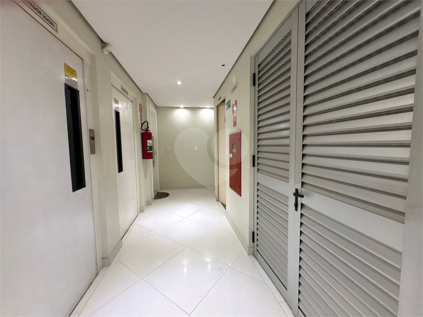 Apartamento à venda com 3 quartos, sendo 1 suíte, em Santana, São Paulo, SP