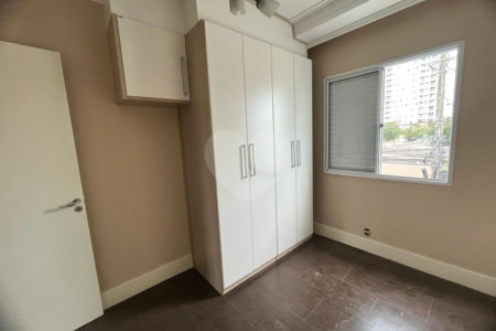 Casa à venda com 3 quartos, sendo 1 suíte, no condomínio Villagio DI Lucca, Sorocaba - SP