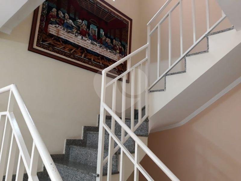 Sobrado à venda com 3 quartos, sendo 1 suíte,  em Chácara Jafet, Mogi das Cruzes, SP