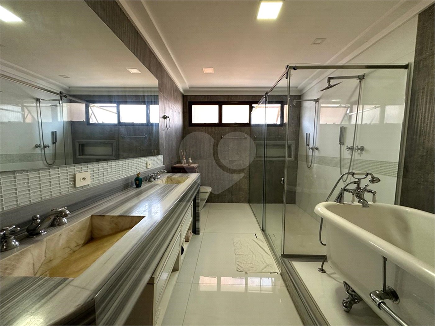 Apartamento à venda com 4 suítes em Tatuapé, São Paulo, SP