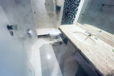 Apartamento à venda com 3 quartos, sendo 1 suíte, em Lagoa, Rio de Janeiro, RJ