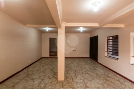 Casa à venda com 4 quartos, sendo 2 suítes, em Perdizes, São Paulo, SP