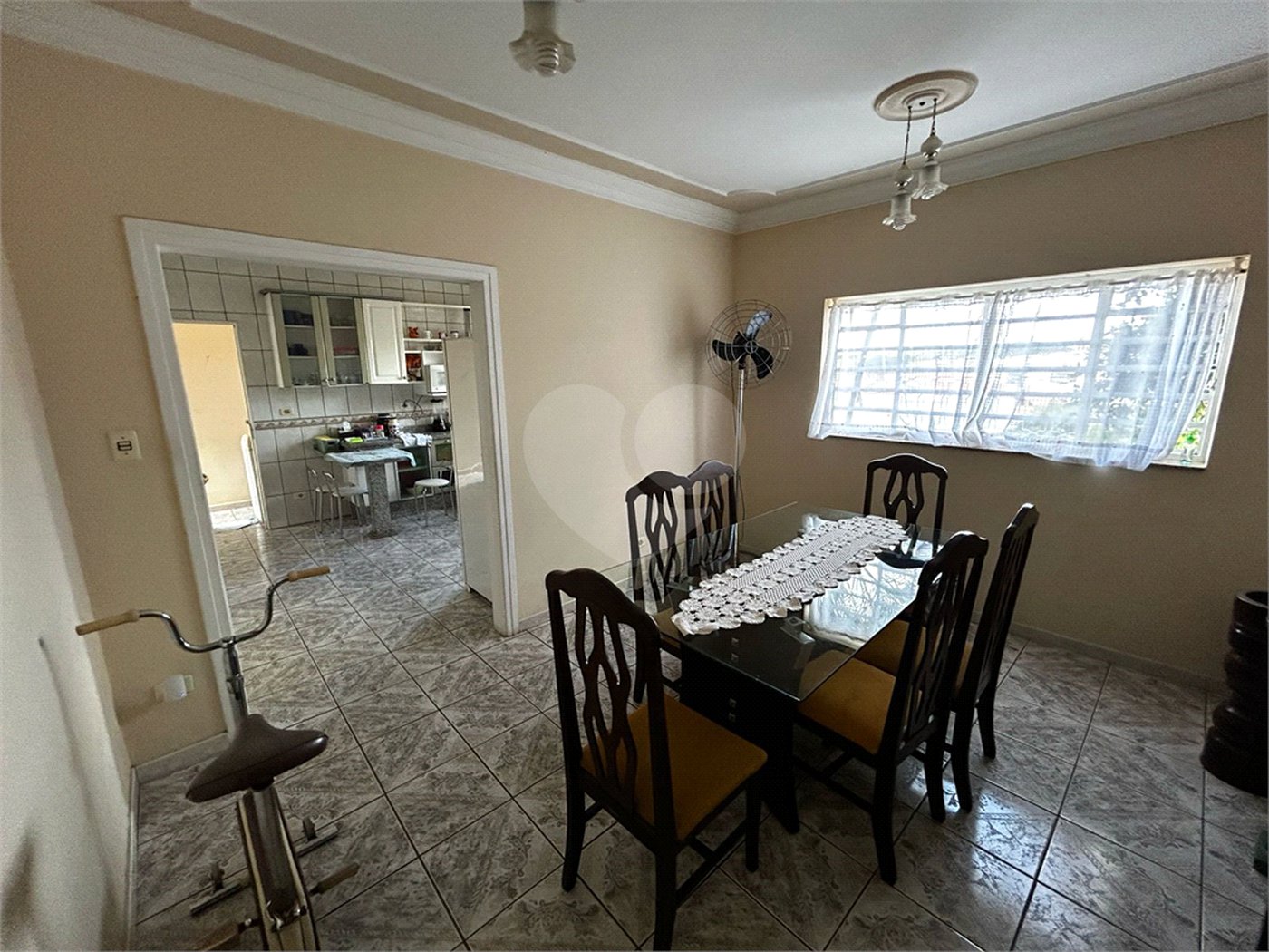 Casa à venda com 3 quartos, sendo 2 suítes,  em Jardim Itália, Itapetininga, SP