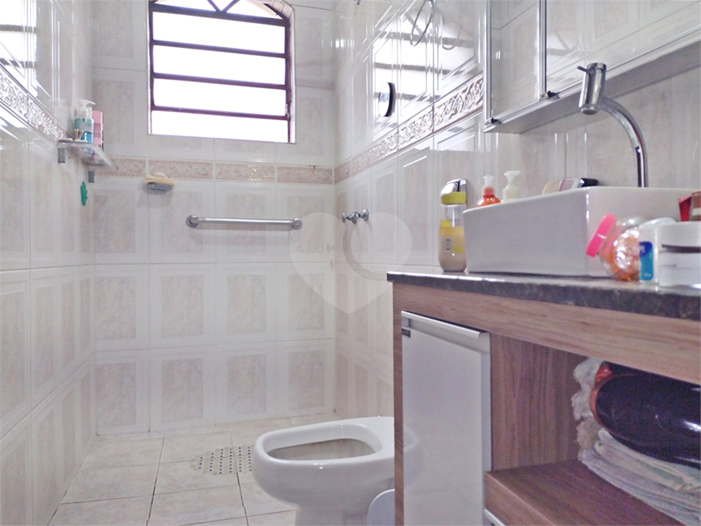 Casa à venda com 5 quartos, sendo 1 suíte, em Água Fria, São Paulo, SP