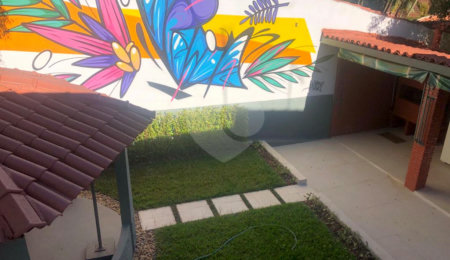 Casa de Vila à venda com 4 quartos, sendo 2 suítes,  em Jardim dos Estados, São Paulo, SP