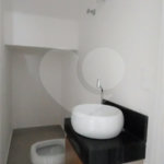 Sobrado para alugar com 3 quartos, sendo 1 suíte, em Vila Petrópolis, Atibaia, SP