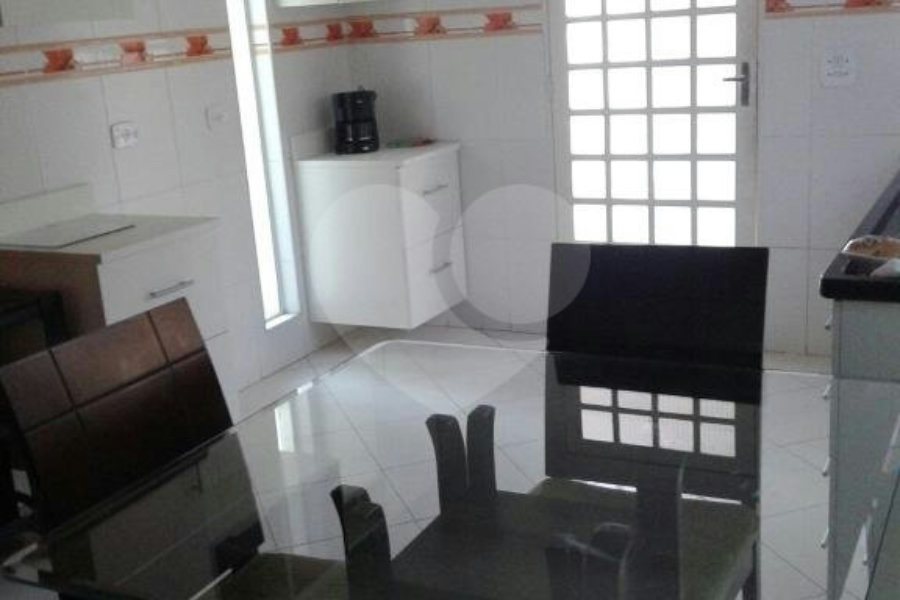 Sobrado à venda com 4 quartos, sendo 3 suítes, em Freguesia do Ó, São Paulo, SP