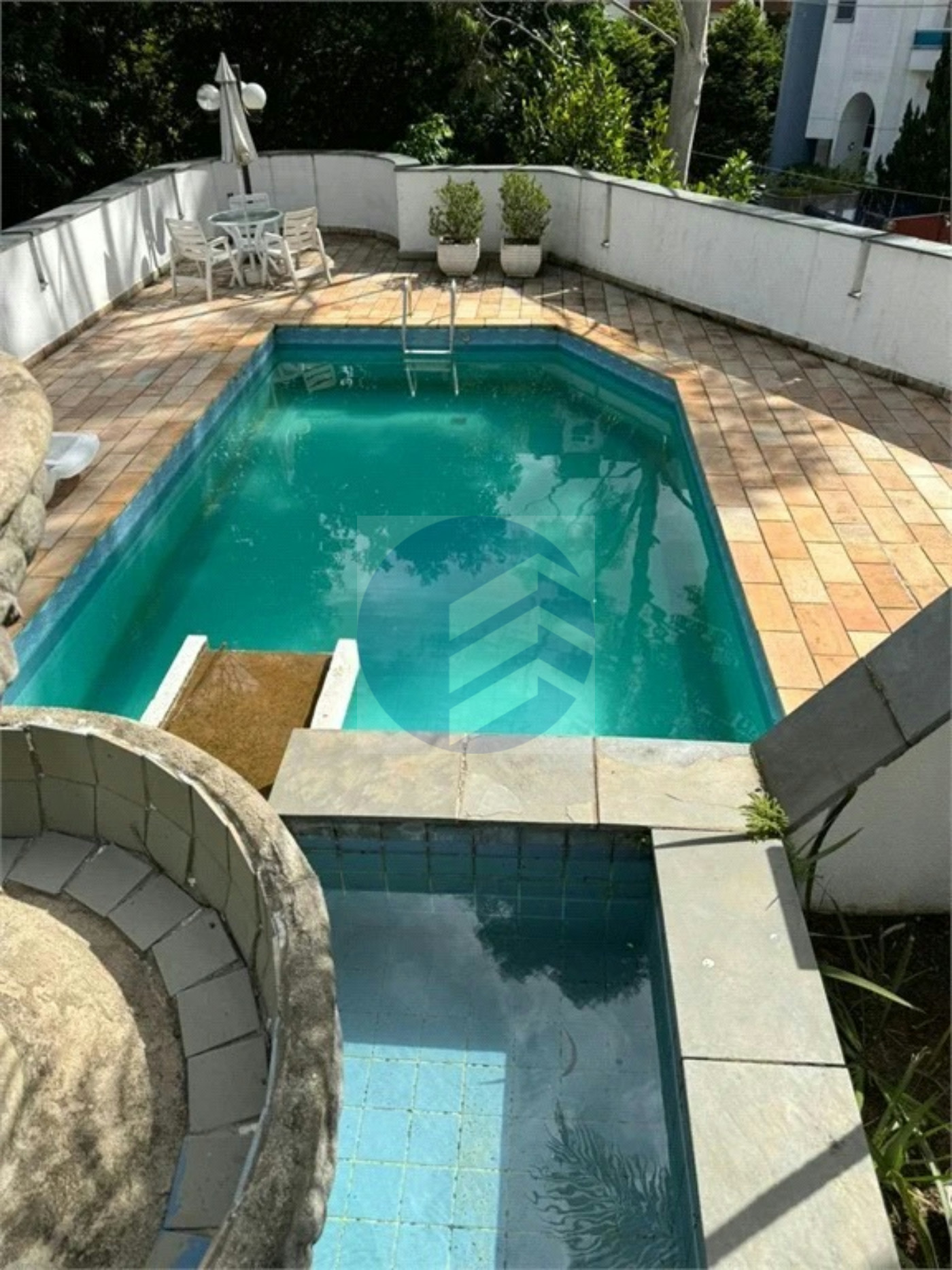 Apartamento à venda com 3 quartos, sendo 3 suítes, em Vila Suzana, São Paulo - SP