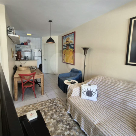 Apartamento 2 quartos, sacada e vaga em Santa Cecília