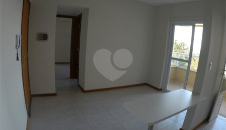 Apartamento à venda com 1 quarto em Jardim Lutfalla, São Carlos, SP