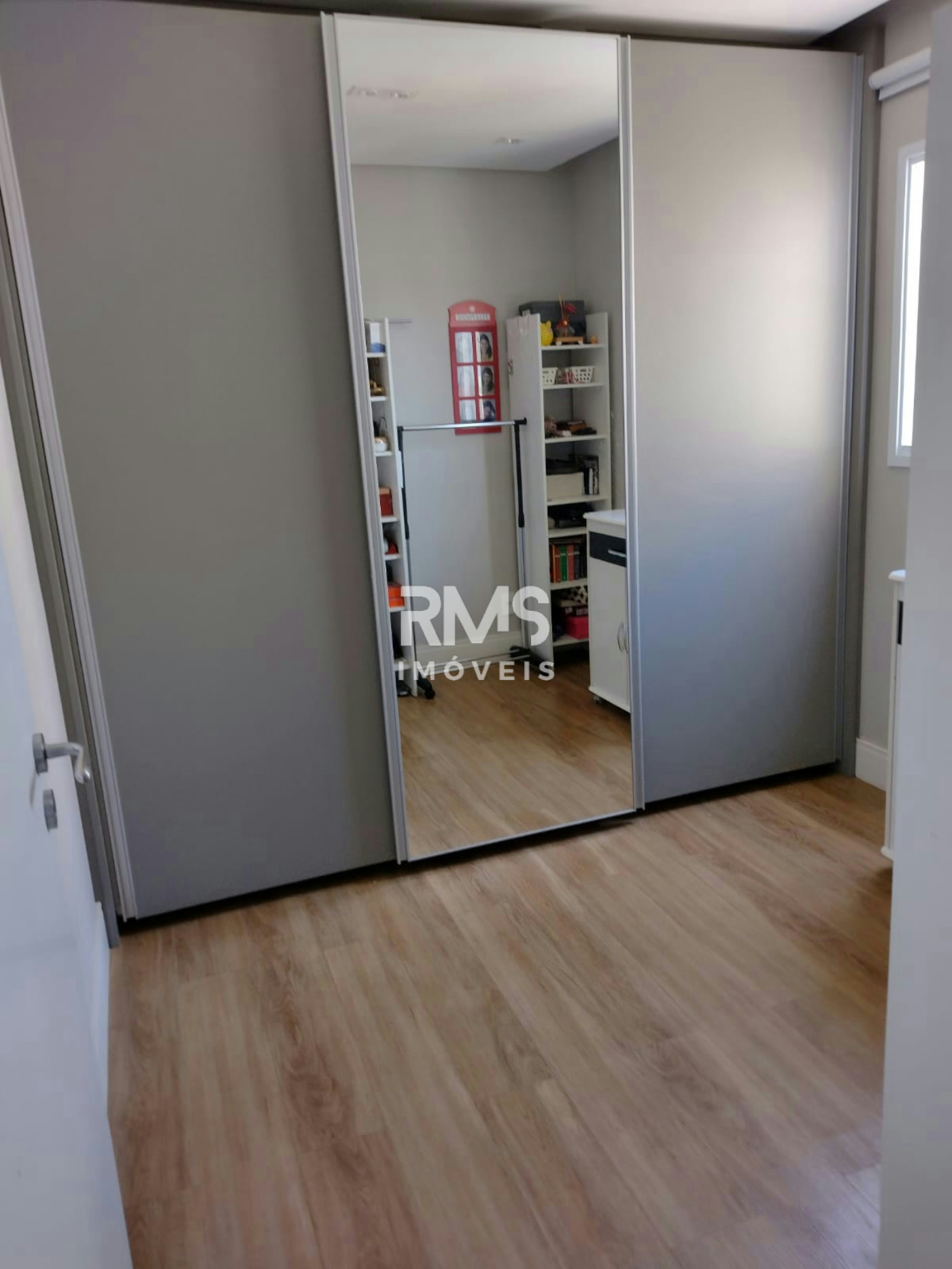 Apartamento à venda com 2 quartos, sendo 1 suíte,  em Parque Industrial, Itu, SP