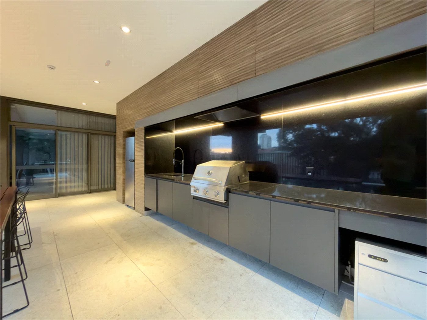 Apartamento à venda ou para alugar com 1 quarto em Vila Pompéia, São Paulo, SP