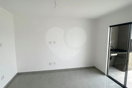 Casa à venda com 2 quartos, sendo 1 suíte, no condomínio Parque Guará, Rio de Janeiro - RJ
